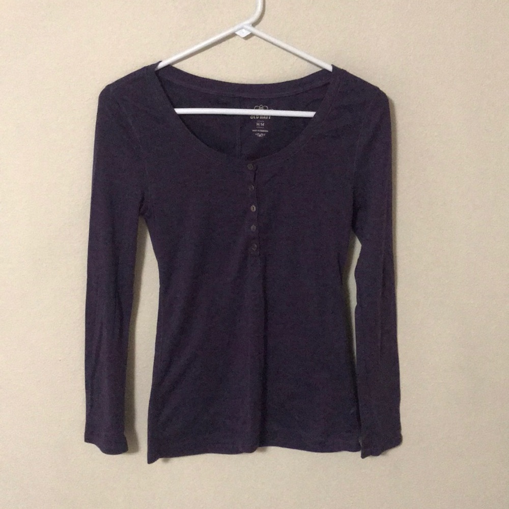 Old Navy Long Sleeve Tee